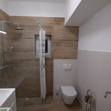 Cherry Apartment